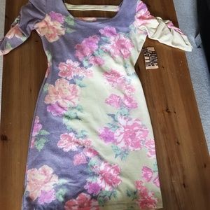 Billabong Designer's Closet Floral Bodycon Dress
